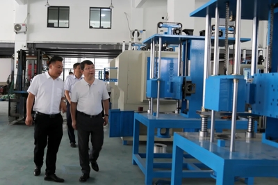 李剛率隊(duì)赴浙江開展設(shè)備銷售領(lǐng)域招商考察并與企業(yè)家代表座談