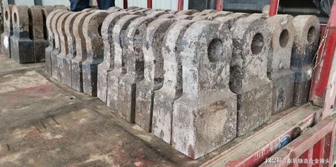 破碎機(jī)錘頭詳細(xì)安裝,破碎機(jī)錘頭重量分配合理,順序如何分配